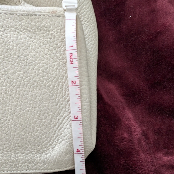 Italian Petusco Leather Hobo Handbag - Picture 10 of 12